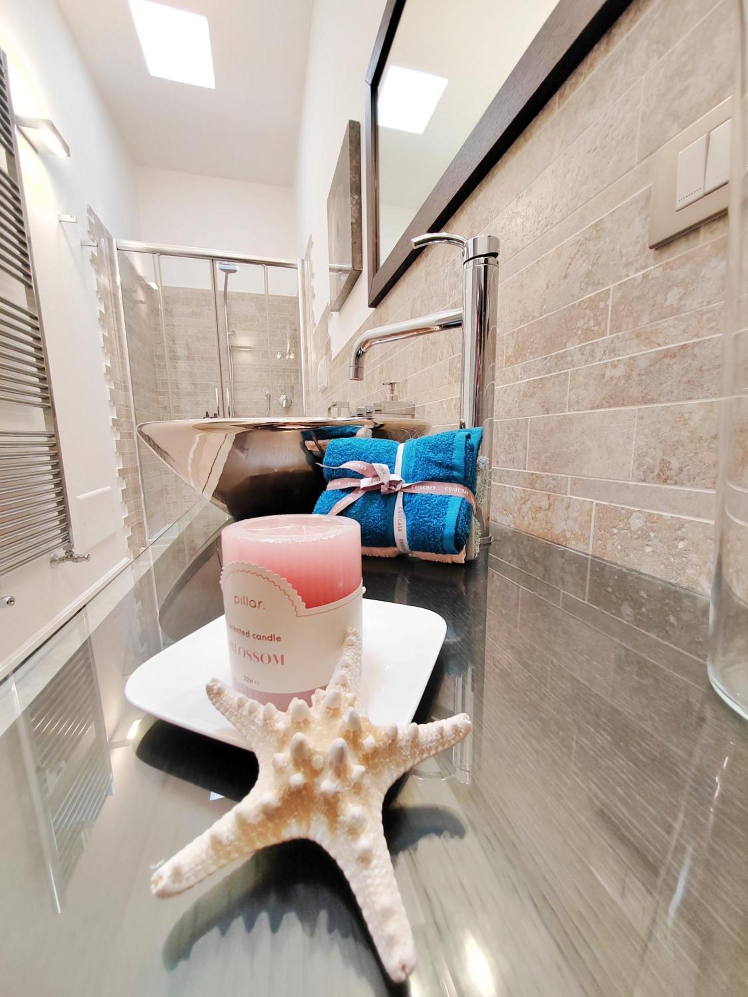 Palazzina Dimora Cavour Apartment Monopoli Bagian luar foto