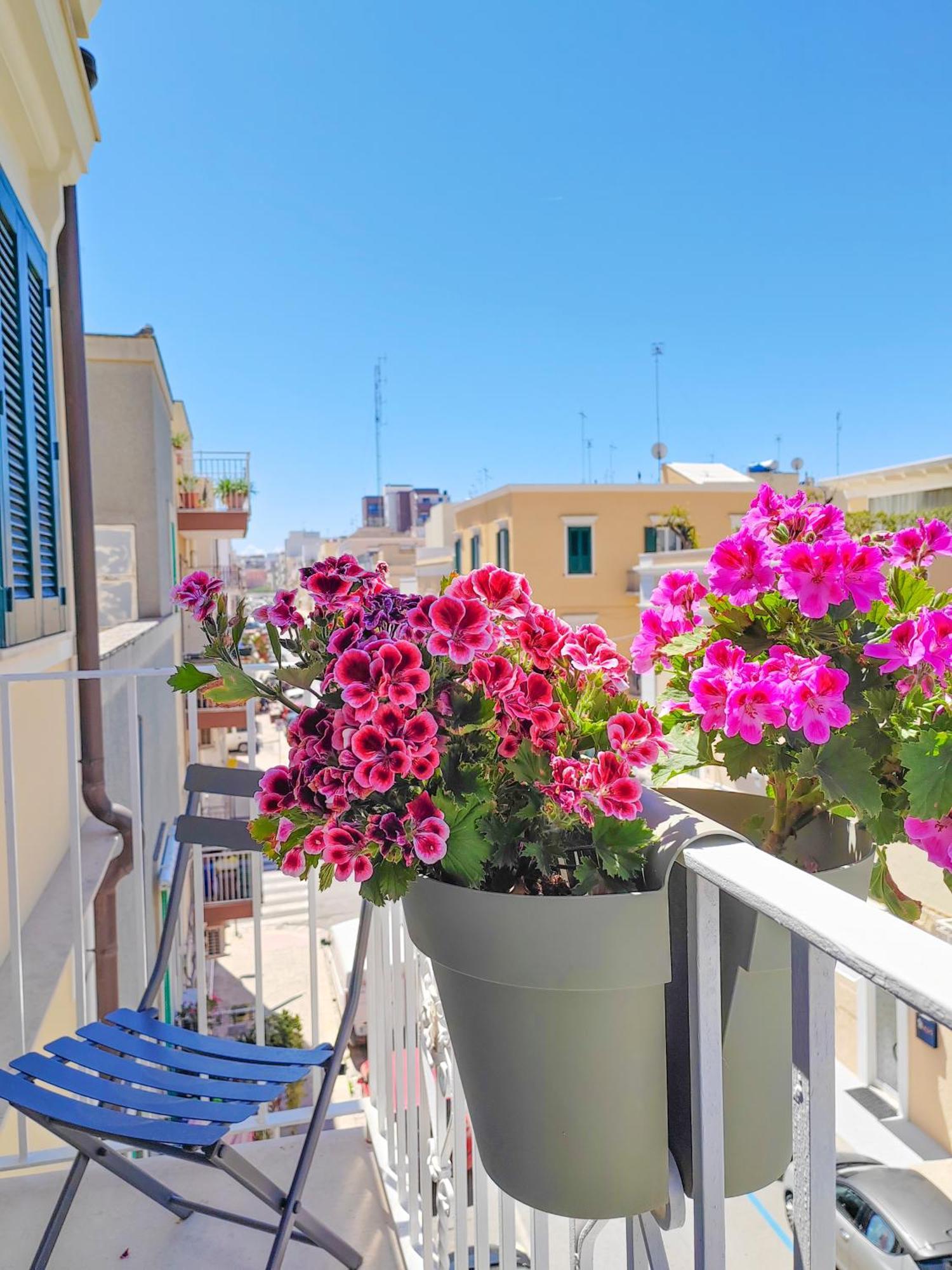 Palazzina Dimora Cavour Apartment Monopoli Bagian luar foto