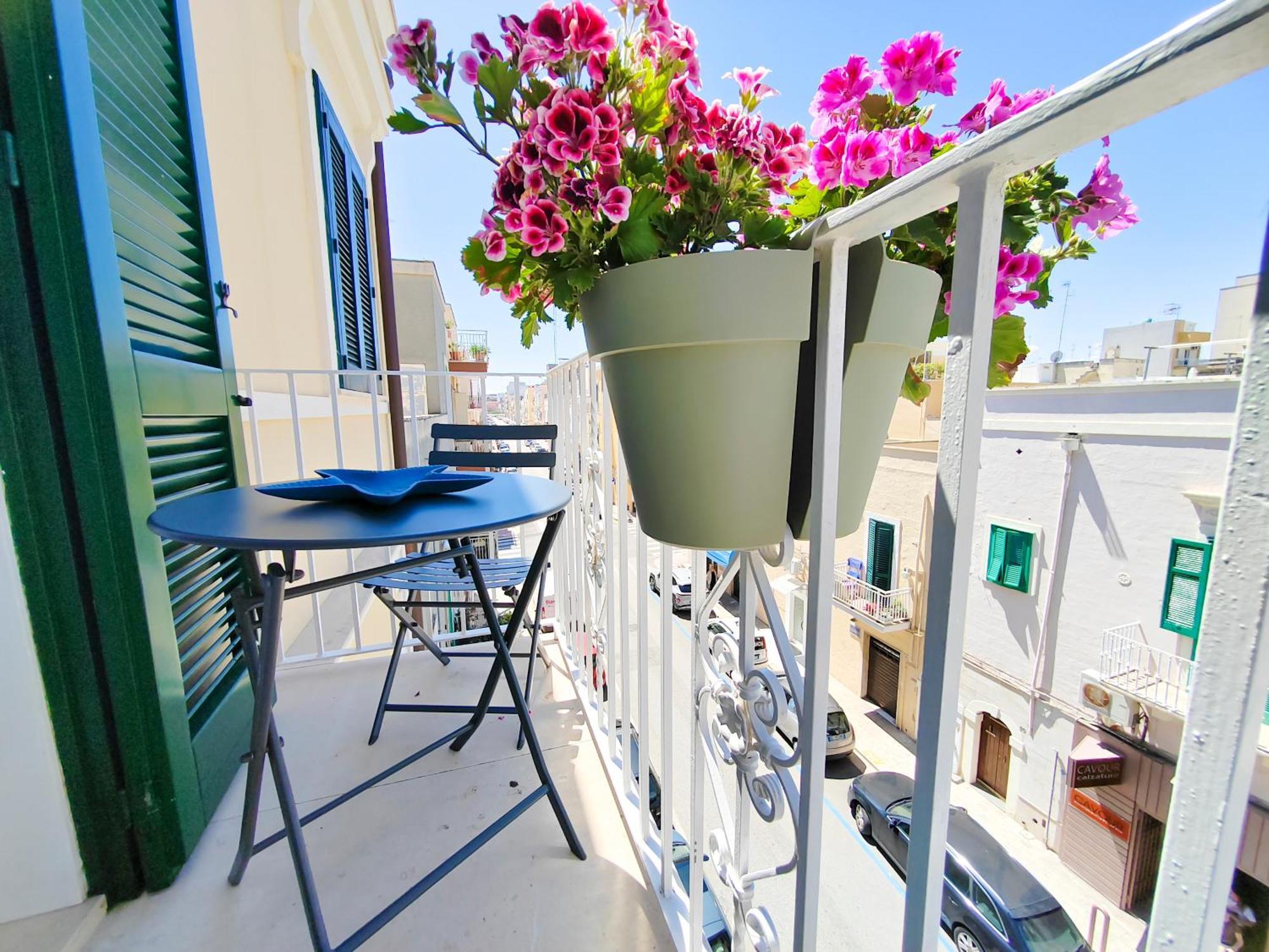 Palazzina Dimora Cavour Apartment Monopoli Bagian luar foto